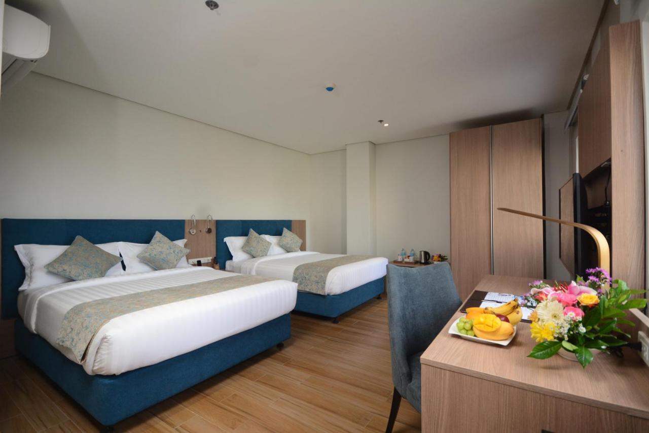 Blue Lotus Hotel Davao Экстерьер фото