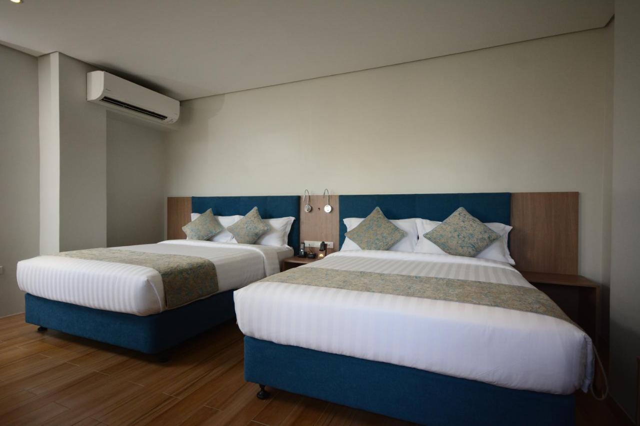 Blue Lotus Hotel Davao Экстерьер фото